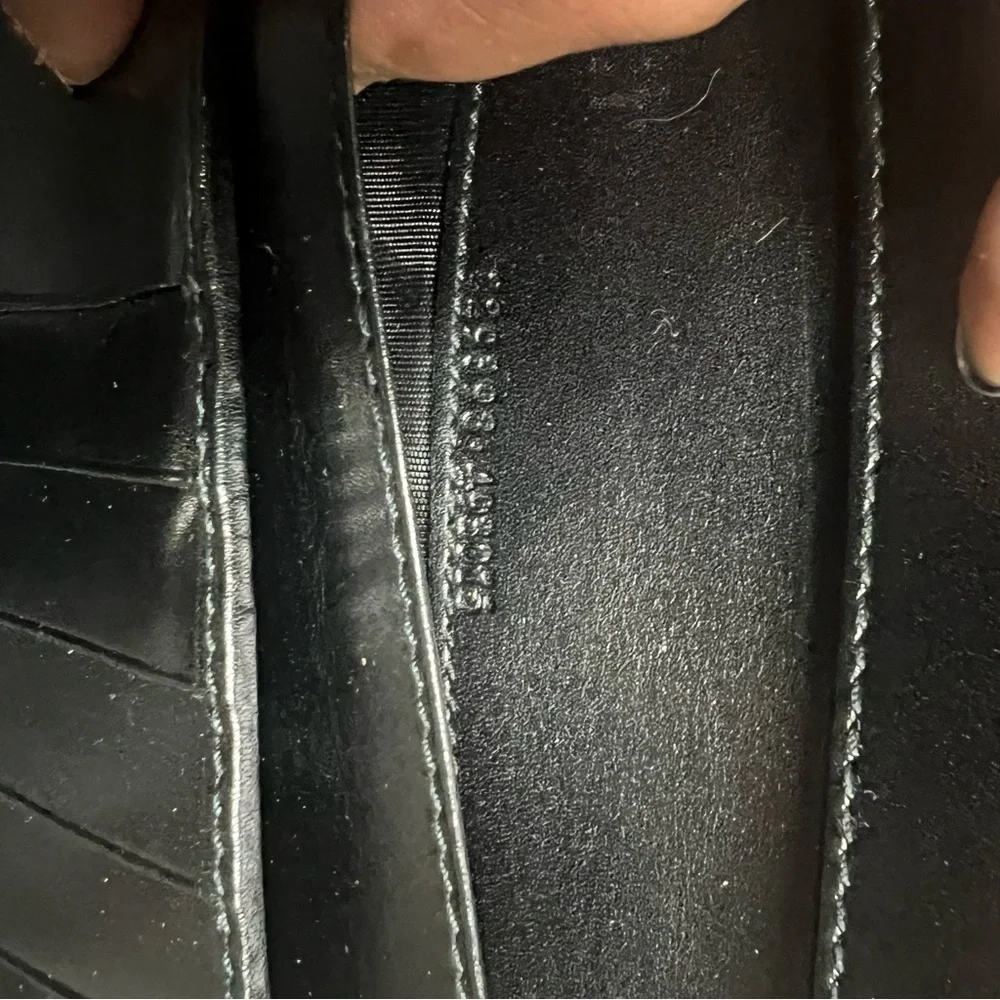 GUCCI | Galaxy Wallet - Picture 8 of 13